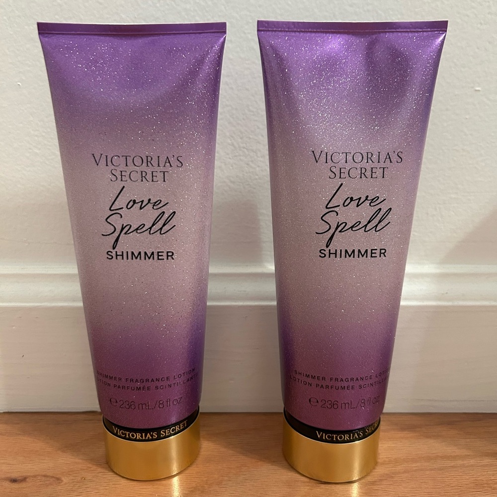 Victoria’s Secret Love Spell Shimmer body lotion set of 2